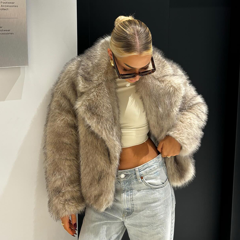Şık Sokak Kızları Gradyan Suni - Streetwear Brands 2026 incelemesi ve fiyatı